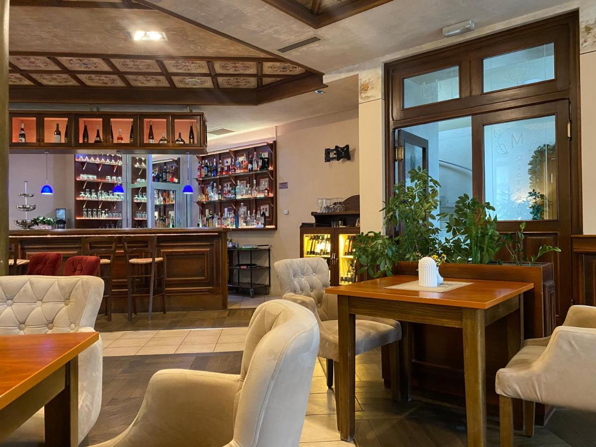 Motel M Vlasenica Εξωτερικό φωτογραφία