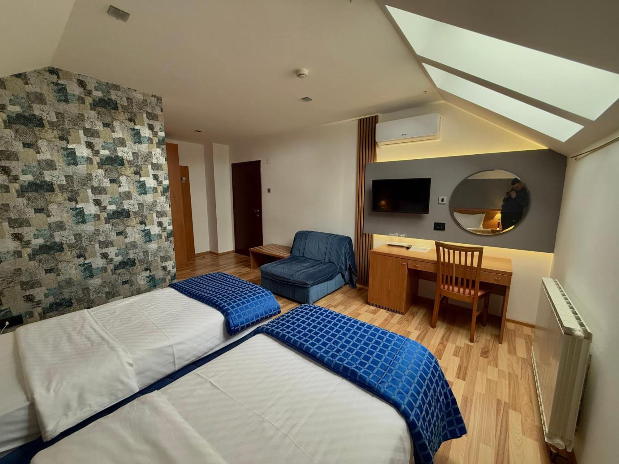 Motel M Vlasenica Εξωτερικό φωτογραφία
