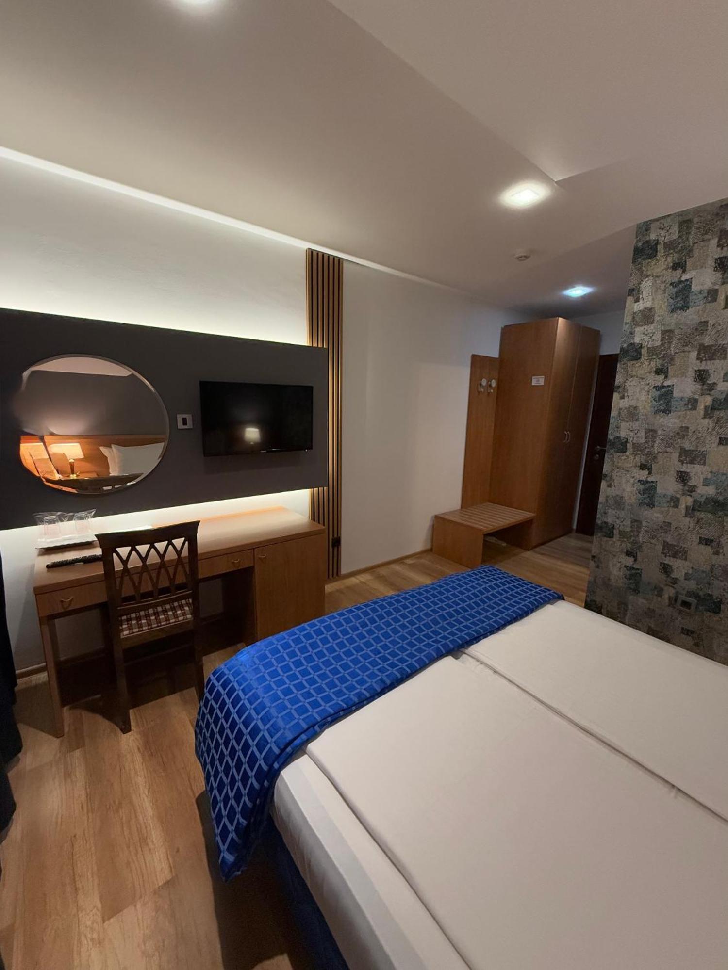 Motel M Vlasenica Εξωτερικό φωτογραφία