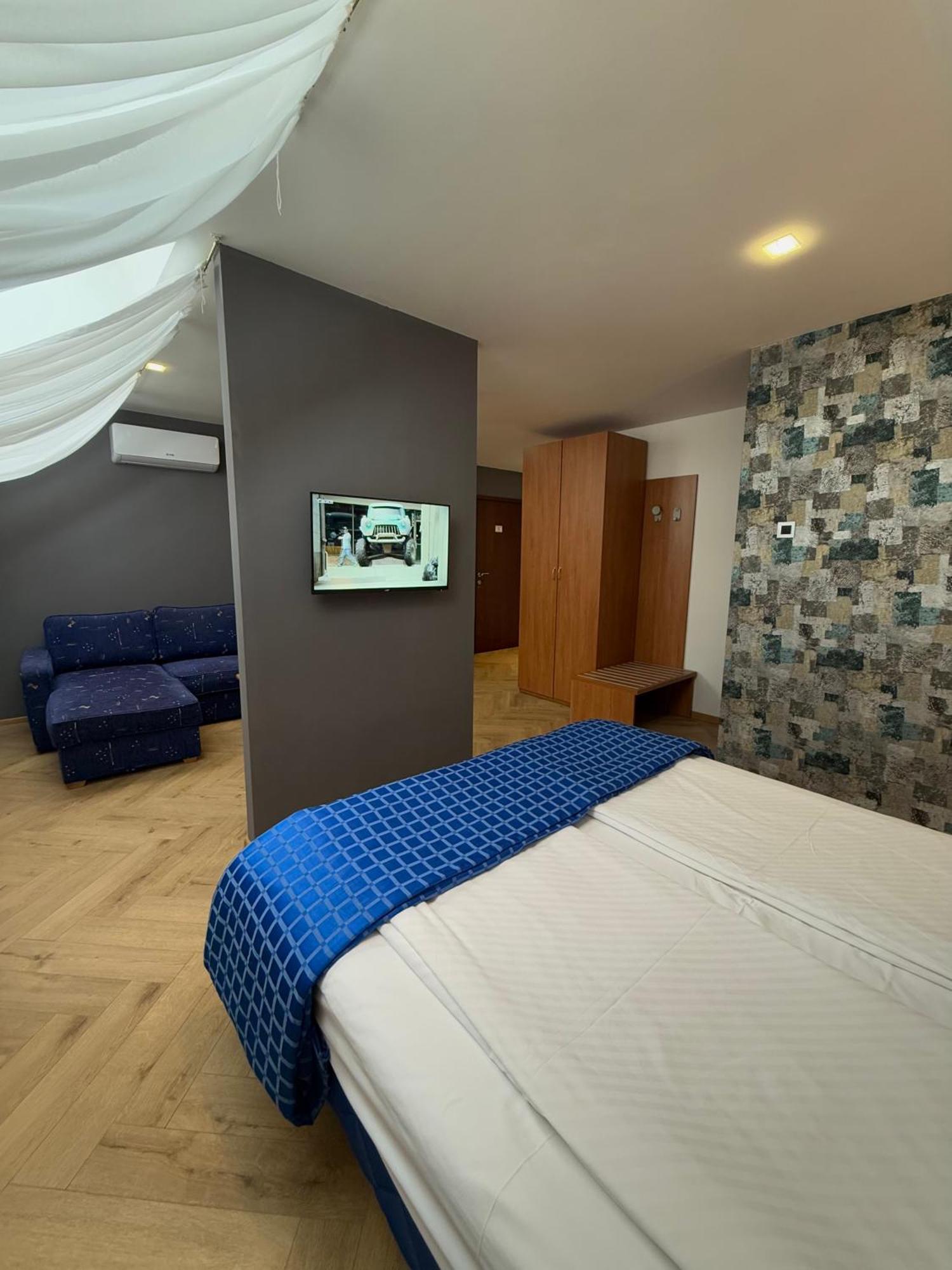 Motel M Vlasenica Εξωτερικό φωτογραφία